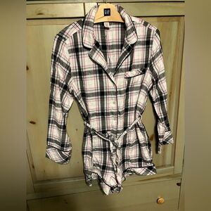 Victoria’s Secret plaid pajama romper with tie Size Medium